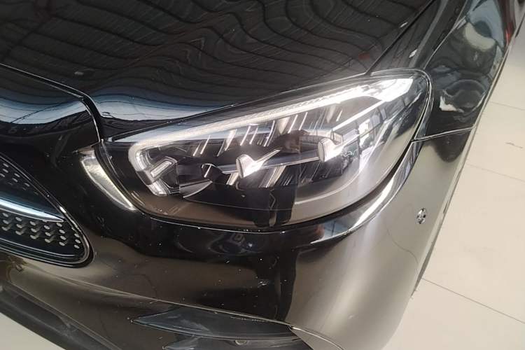 Used Mercedes-Benz E-Class 2021 Updated E 260 Fashion Sport Edition Left Front Headlight