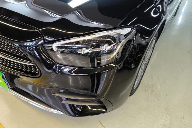 Used Mercedes-Benz E-Class 2021 E 300 L Sporty and Stylish Model Left Front Headlight