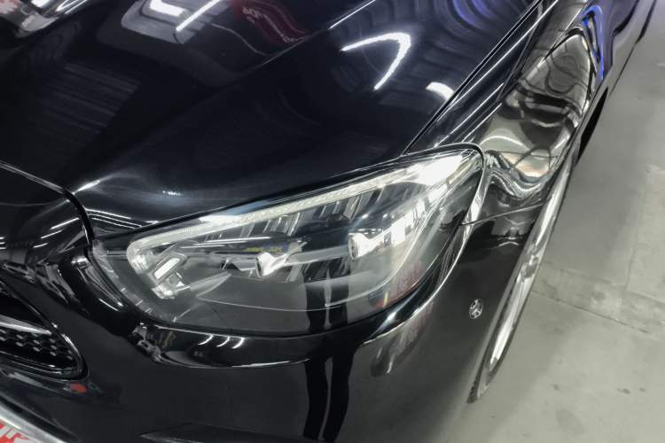 Used Mercedes-Benz E-Class 2021 E 300 L Sporty and Stylish Model Left Front Headlight