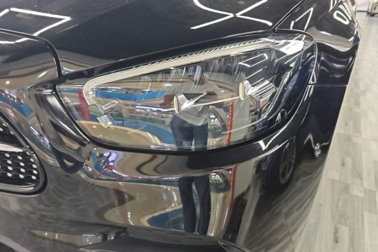 Used Mercedes-Benz E-Class 2021 Restyled E 300 L Sporty and Stylish Edition Left Front Headlight