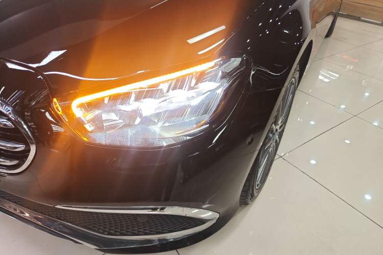 Used Mercedes-Benz E-Class 2021 E 260 L Left Front Headlight