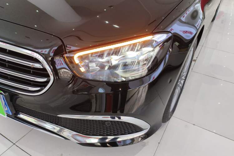 Used Mercedes-Benz E-Class 2021 E 300 L Luxury Model Left Front Headlight