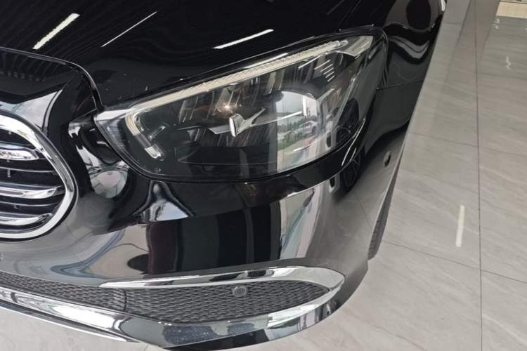 Used Mercedes-Benz E-Class 2021 E 300 L Sporty and Stylish Model Left Front Headlight