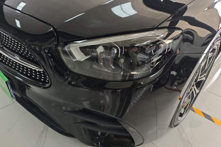 Used Mercedes-Benz E-Class 2021 E 300 Sport Edition Left Front Headlight