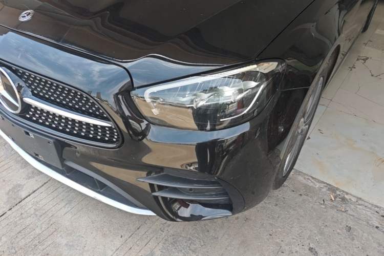Used Mercedes-Benz E-Class 2021 E 300 L Sporty and Stylish Model Left Front Headlight