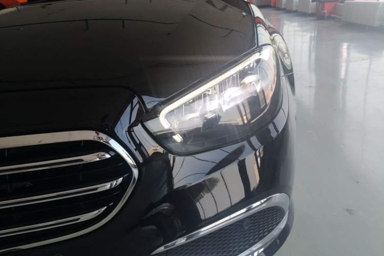 Used Mercedes-Benz E-Class 2021 E 300 L Stylish Model Left Front Headlight