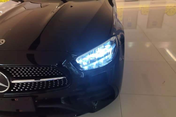 Used Mercedes-Benz E-Class 2021 Restyled E 260 Luxury Sports Edition Left Front Headlight