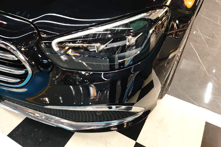 Used Mercedes-Benz E-Class 2021 E 300 L Stylish Model Left Front Headlight
