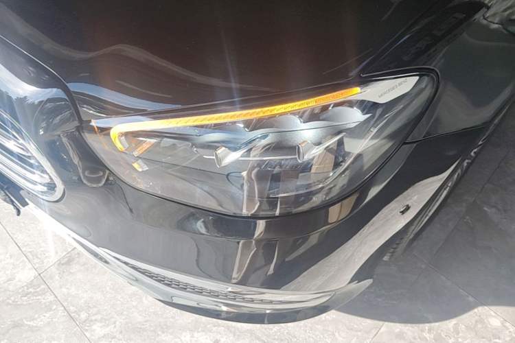 Used Mercedes-Benz E-Class 2021 E 300 L Luxury Model Left Front Headlight
