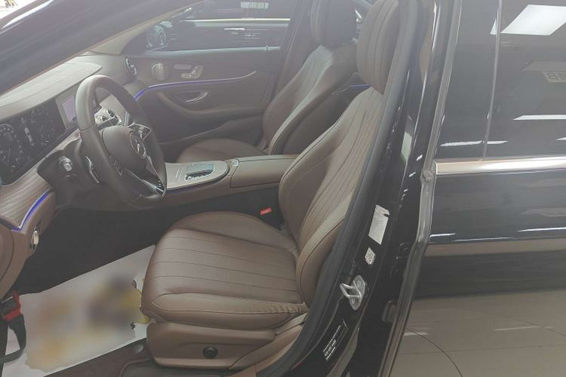 Used Mercedes-Benz E-Class 2021 Restyled E 300 L Luxury Edition Left Front Seat
