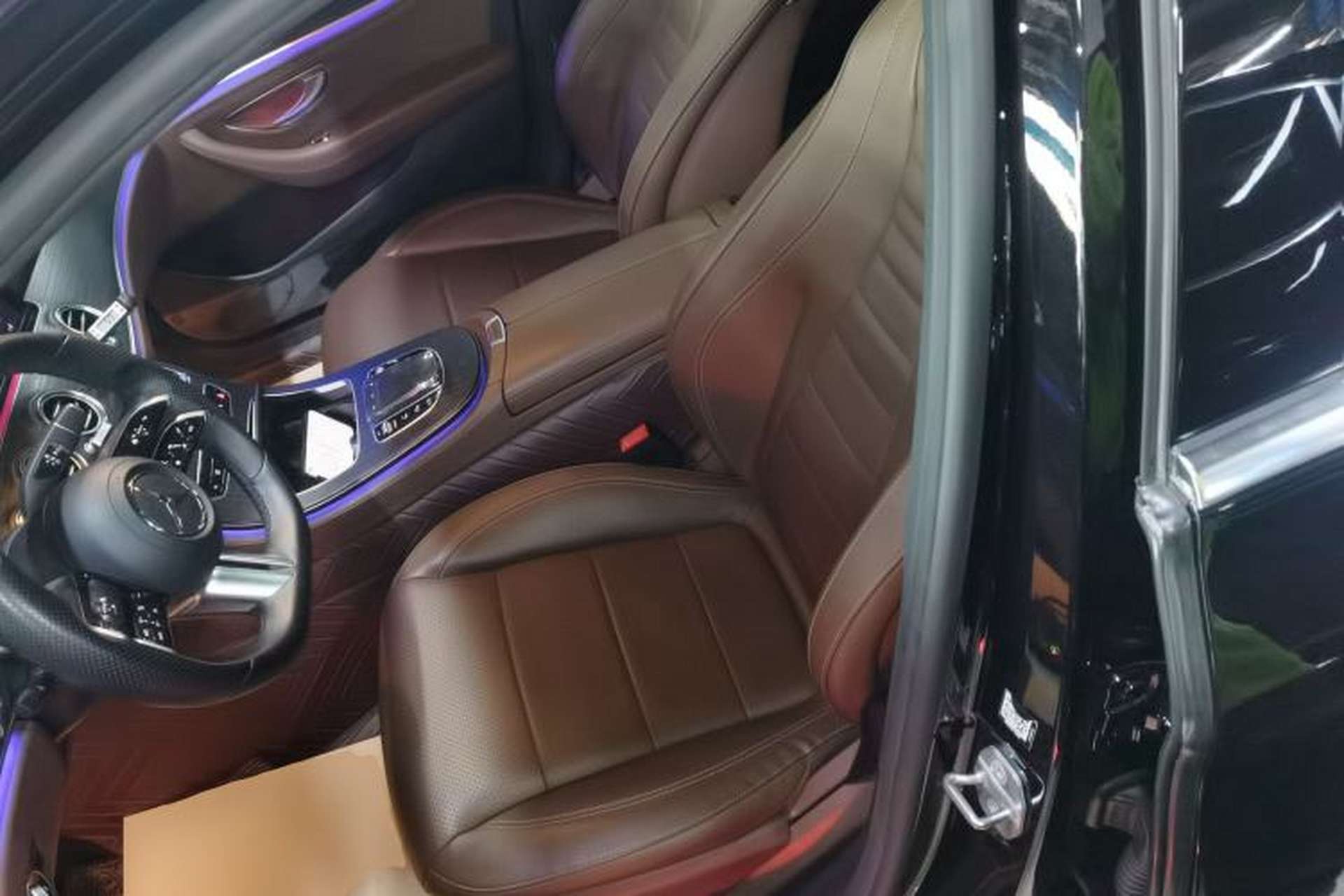 Used Mercedes-Benz E-Class 2021 E 300 L Sport Luxury Edition Left Front Seat
