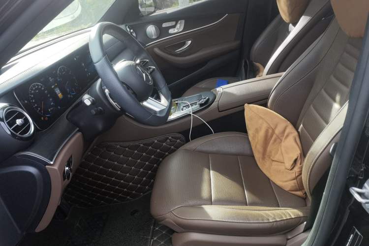 Used Mercedes-Benz E-Class 2021 E 300 L Sport Premium Edition Left Front Seat