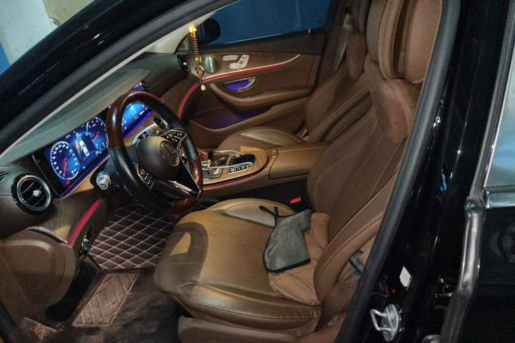 Used Mercedes-Benz E-Class 2021 Restyled E 300 L Luxury Edition Left Front Seat
