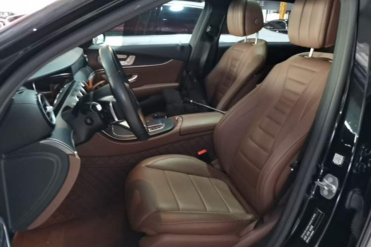 Used Mercedes-Benz E-Class 2021 Restyled E 300 L Sport Luxury Edition Left Front Seat