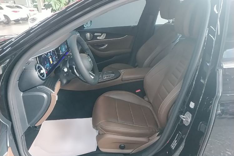 Used Mercedes-Benz E-Class 2021 Restyled E 300 L Sport Luxury Edition Left Front Seat
