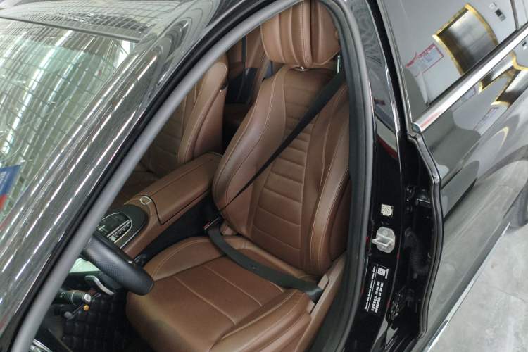 Used Mercedes-Benz E-Class 2021 E 300 L Sporty and Stylish Model Left Front Seat