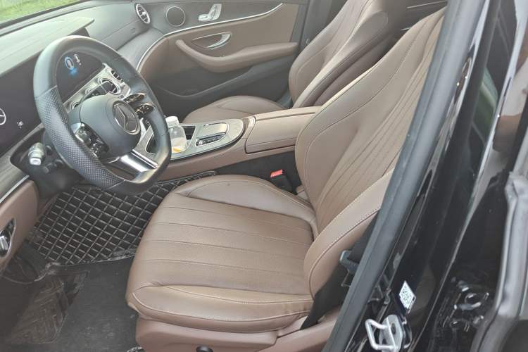 Used Mercedes-Benz E-Class 2021 Updated E 260 Fashion Sport Edition Left Front Seat