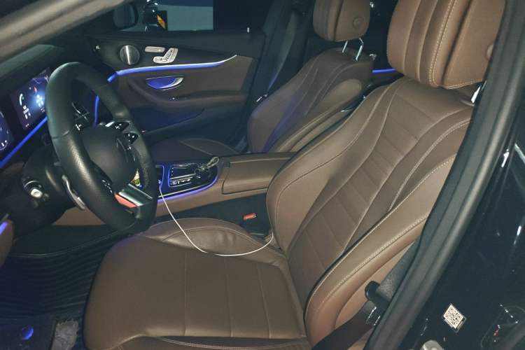 Used Mercedes-Benz E-Class 2021 Restyled E 300 L Sport Luxury Edition Left Front Seat