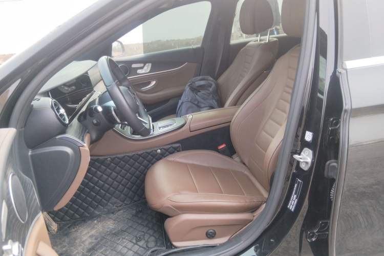 Used Mercedes-Benz E-Class 2021 E 300 L Sporty and Stylish Model Left Front Seat