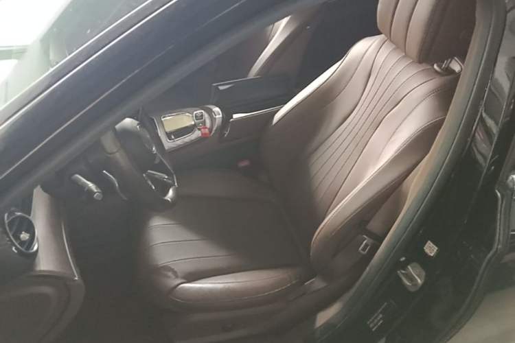 Used Mercedes-Benz E-Class 2021 Restyled E 300 L Luxury Edition Left Front Seat