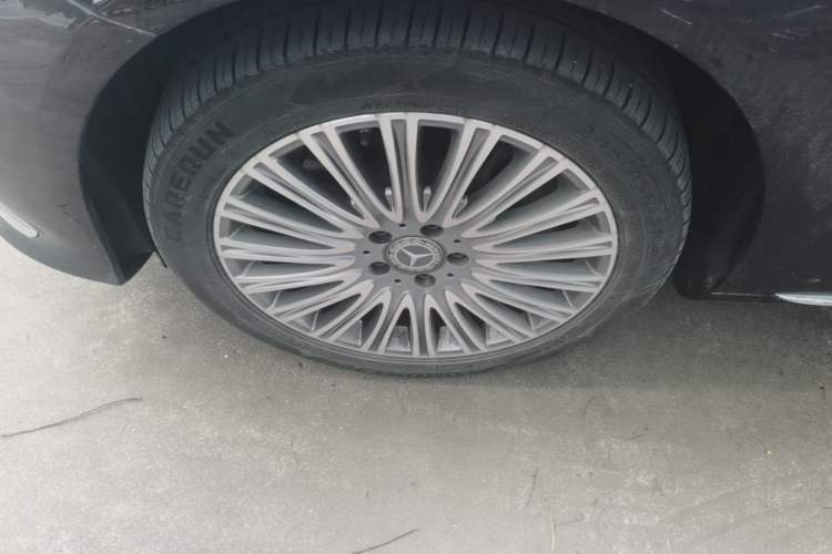Used Mercedes-Benz E-Class 2021 E 300 L Stylish Model Left Front Wheel Hub