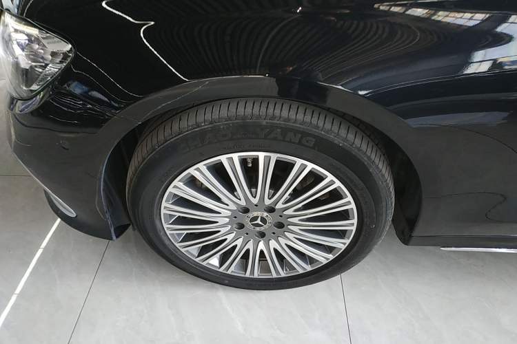Used Mercedes-Benz E-Class 2021 E 260 L Sport Edition Left Front Wheel Hub