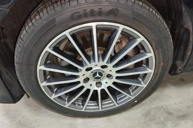 Used Mercedes-Benz E-Class 2021 Facelift E 260 L Left Front Wheel Hub