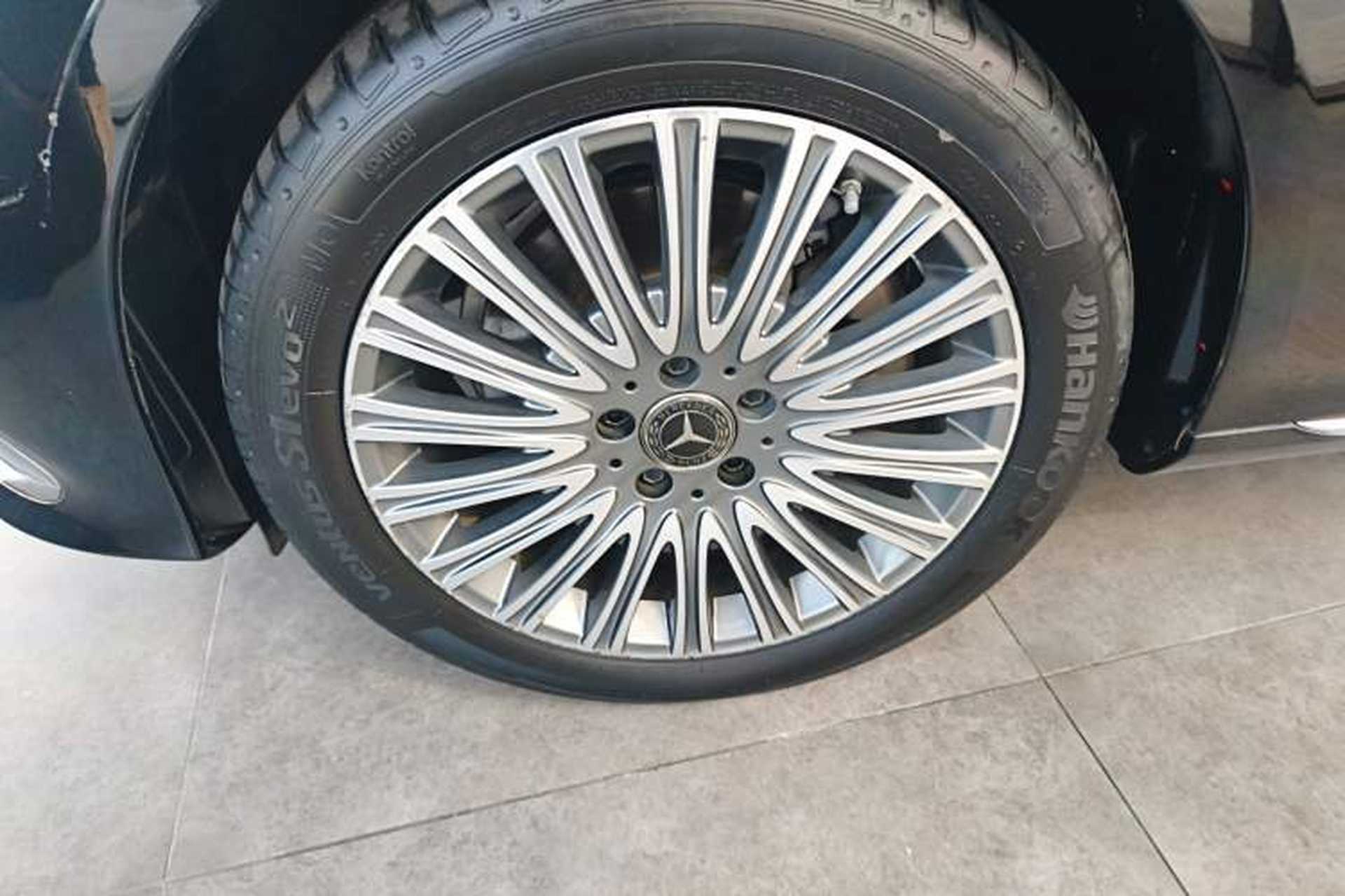 Used Mercedes-Benz E-Class 2021 Facelift E 300 L Stylish Edition Left Front Wheel Hub