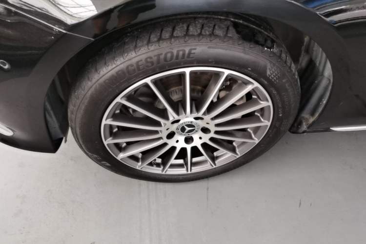 Used Mercedes-Benz E-Class 2021 Facelift E 260 L Left Front Wheel Hub