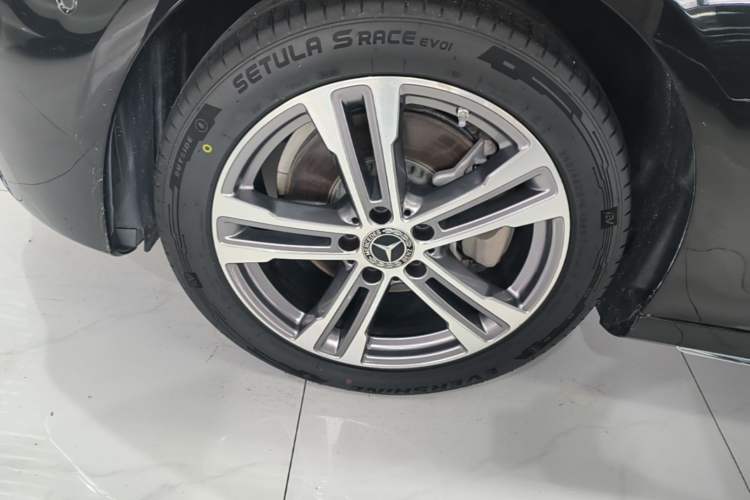 Used Mercedes-Benz E-Class 2021 Facelift E 260 L Sport Edition Left Front Wheel Hub