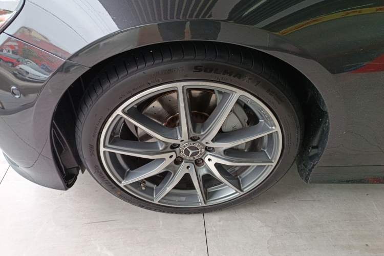 Used Mercedes-Benz E-Class 2021 E 260 Coupe Left Front Wheel Hub