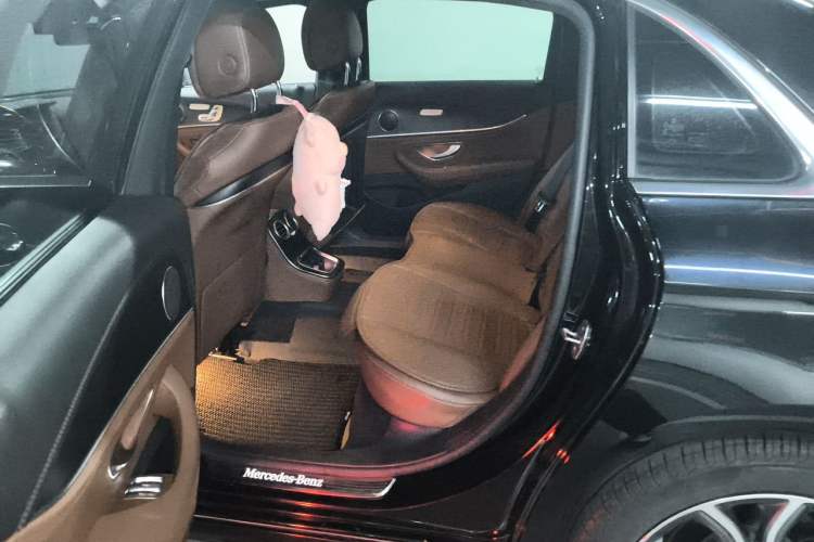 Used Mercedes-Benz E-Class 2021 E 300 L Sporty and Stylish Model Left Rear Seat