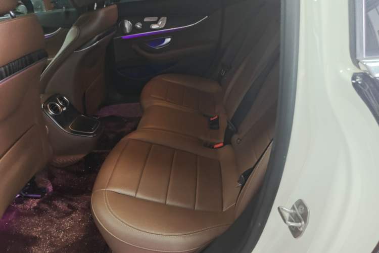 Used Mercedes-Benz E-Class 2021 E 300 L Sport Luxury Edition Left Rear Seat