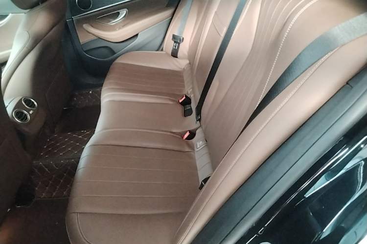 Used Mercedes-Benz E-Class 2021 Updated E 260 Fashion Sport Edition Left Rear Seat