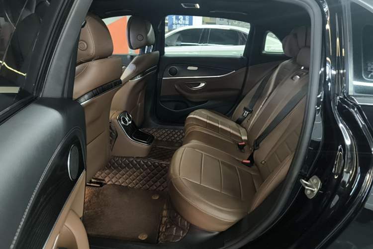 Used Mercedes-Benz E-Class 2021 E 300 L Sporty and Stylish Model Left Rear Seat