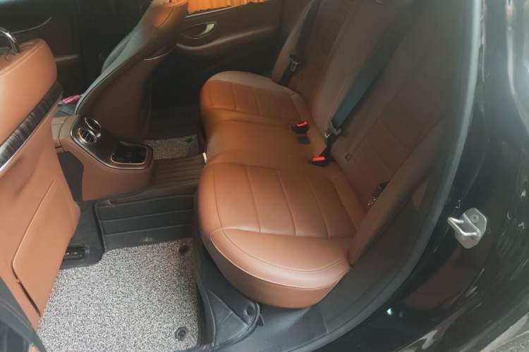Used Mercedes-Benz E-Class 2021 E 300 L Sporty and Stylish Model Left Rear Seat