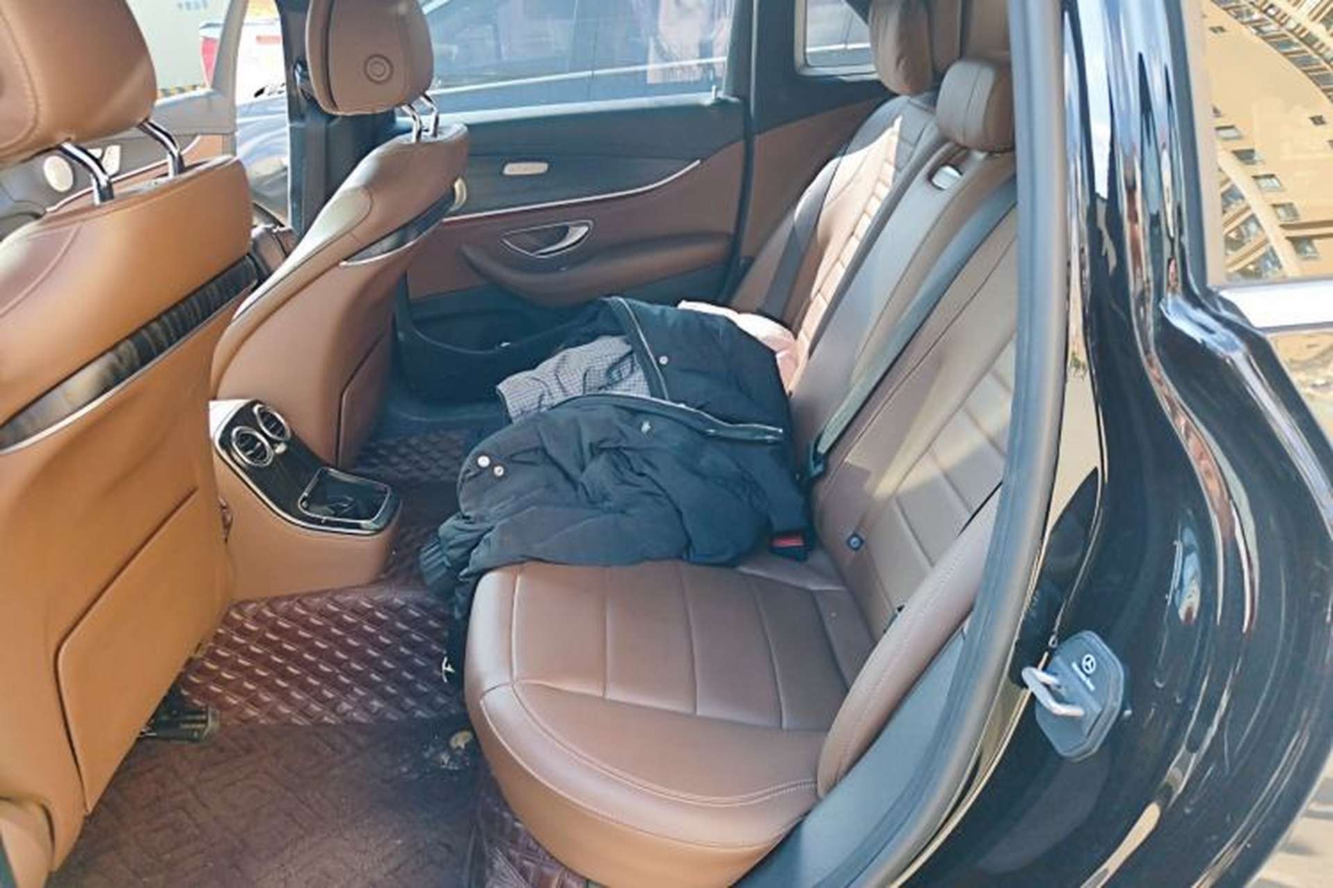 Used Mercedes-Benz E-Class 2021 Restyled E 300 L Sporty and Stylish Edition Left Rear Seat