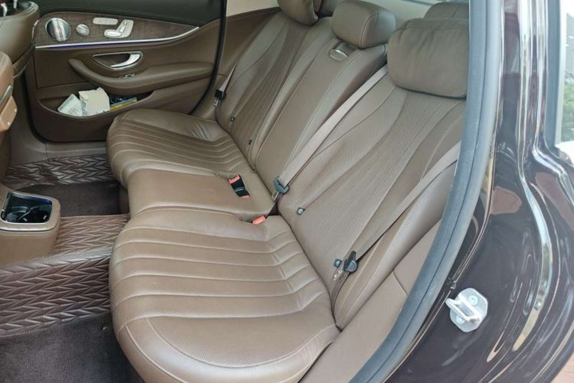 Used Mercedes-Benz E-Class 2021 E 300 L Premium Edition Left Rear Seat