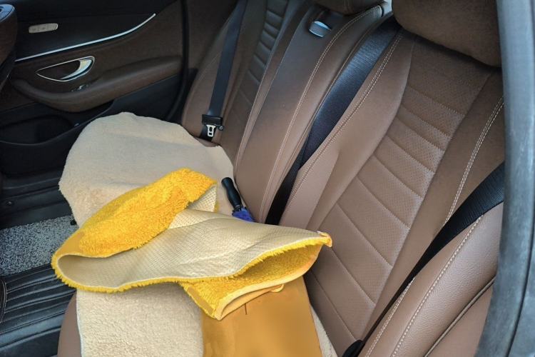 Used Mercedes-Benz E-Class 2021 E 300 L Sporty and Stylish Model Left Rear Seat