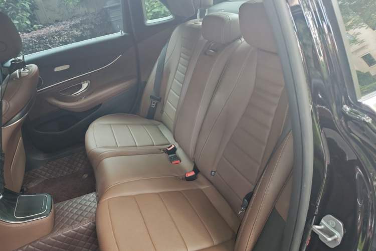 Used Mercedes-Benz E-Class 2021 E 300 L Sporty and Stylish Model Left Rear Seat