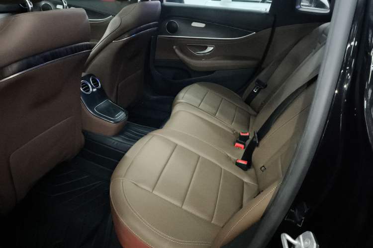 Used Mercedes-Benz E-Class 2021 E 300 L Sporty and Stylish Model Left Rear Seat