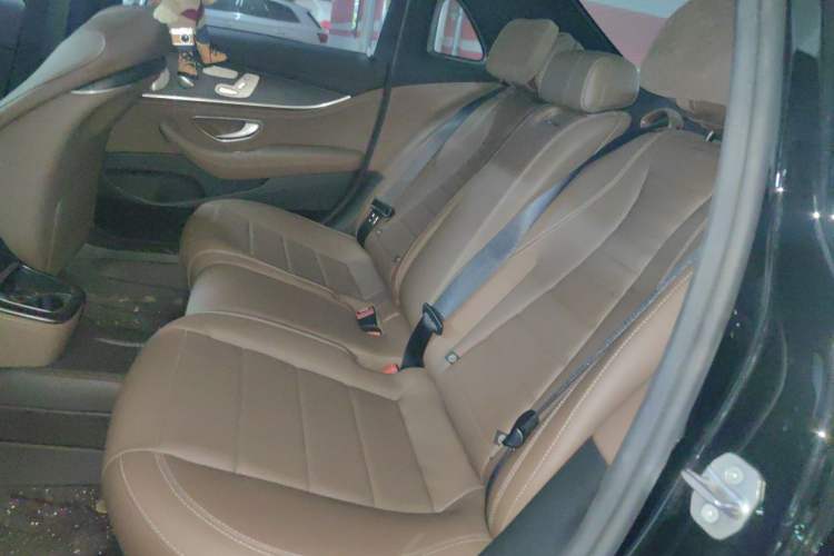 Used Mercedes-Benz E-Class 2021 Restyled E 300 L Sport Luxury Edition Left Rear Seat