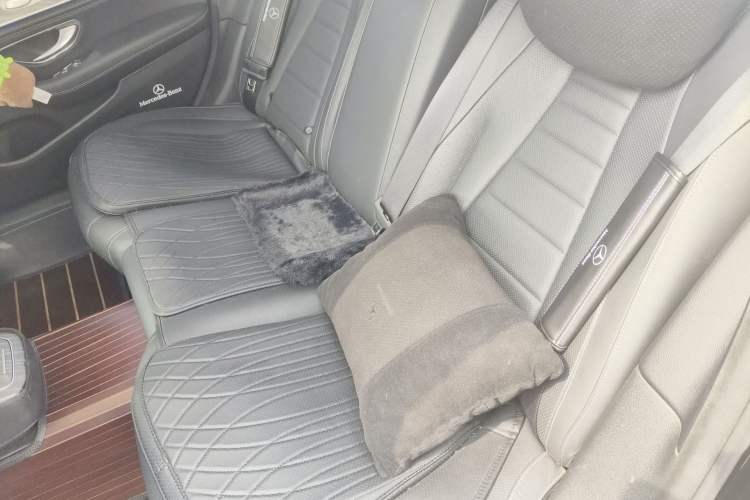 Used Mercedes-Benz E-Class 2021 E 300 L Sport Premium Edition Left Rear Seat