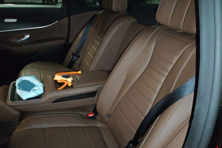 Used Mercedes-Benz E-Class 2021 Restyled E 300 L Sporty and Stylish Edition Left Rear Seat