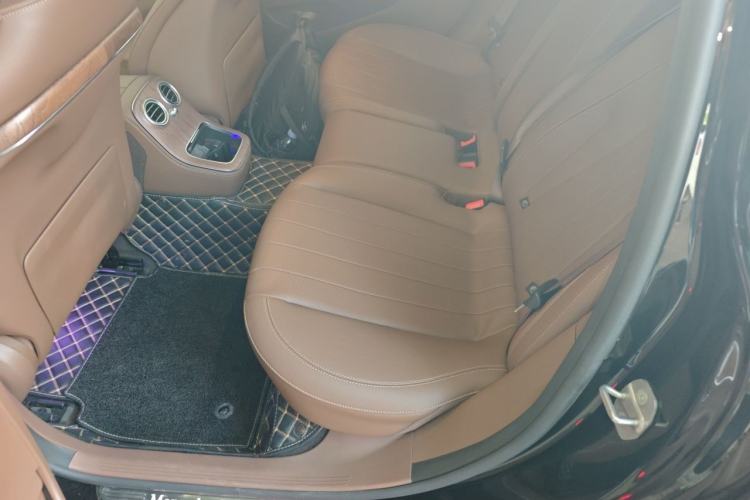 Used Mercedes-Benz E-Class 2021 Restyled E 300 L Luxury Edition Left Rear Seat