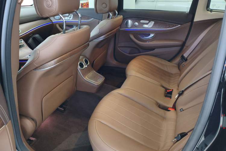 Used Mercedes-Benz E-Class 2021 E 300 L Luxury Model Left Rear Seat