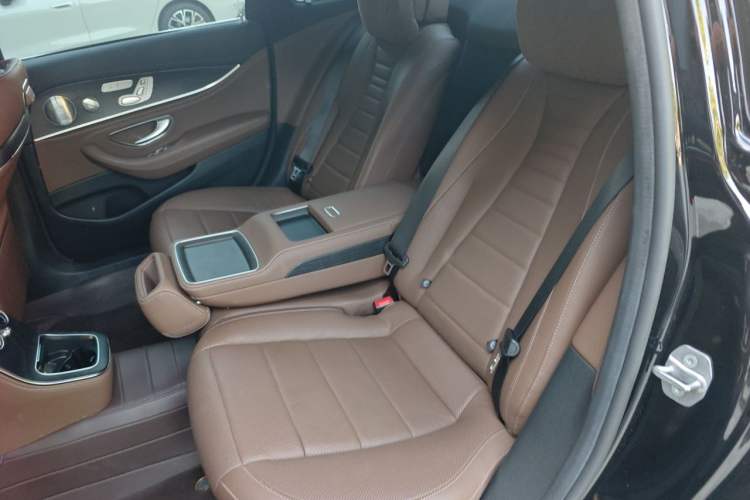 Used Mercedes-Benz E-Class 2021 E 300 L Sport Premium Edition Left Rear Seat