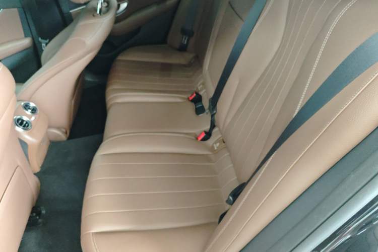 Used Mercedes-Benz E-Class 2021 E 300 Sport Edition Left Rear Seat