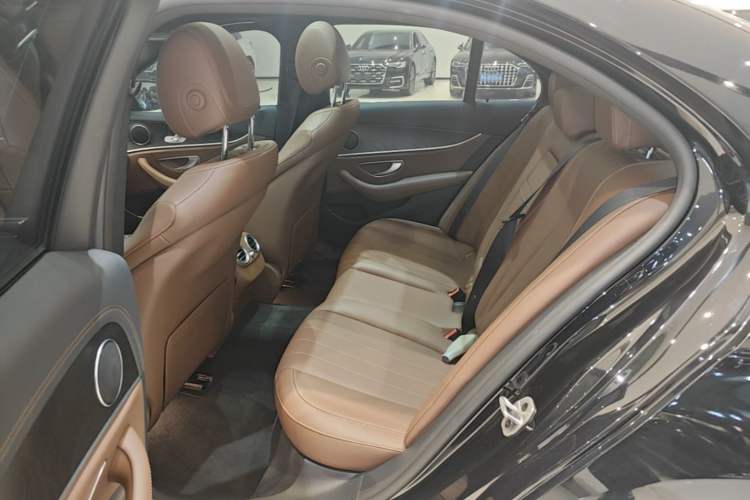 Used Mercedes-Benz E-Class 2021 Updated E 260 Fashion Sport Edition Left Rear Seat