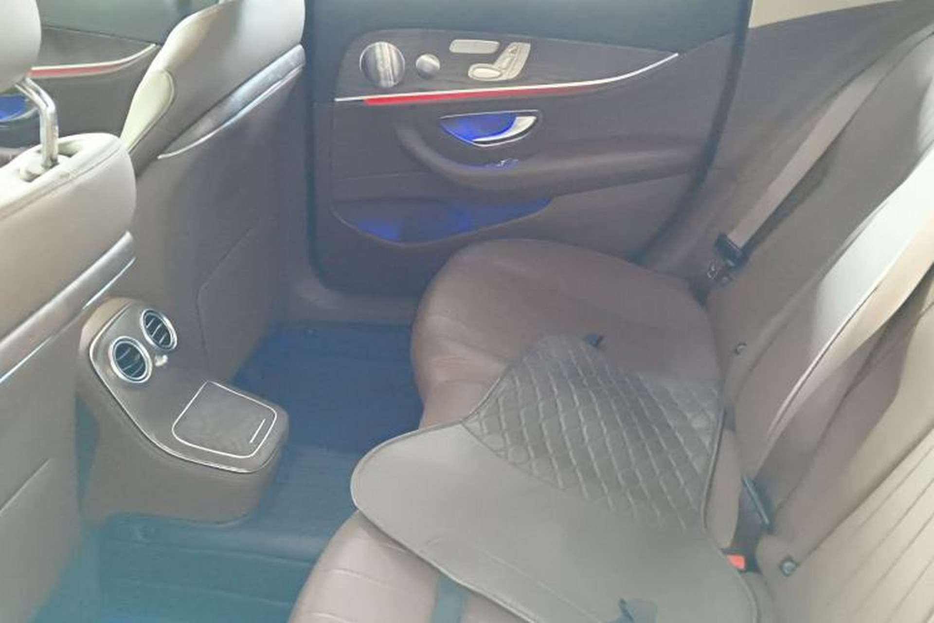 Used Mercedes-Benz E-Class 2021 E 300 L Luxury Model Left Rear Seat